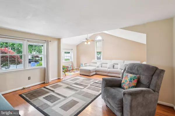 Marlton, NJ 08053,52 MARLBOROUGH AVE