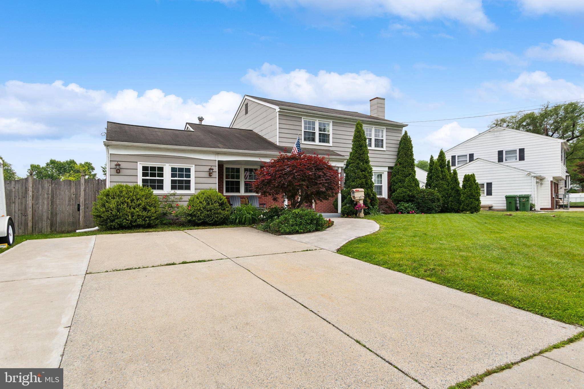 Marlton, NJ 08053,52 MARLBOROUGH AVE