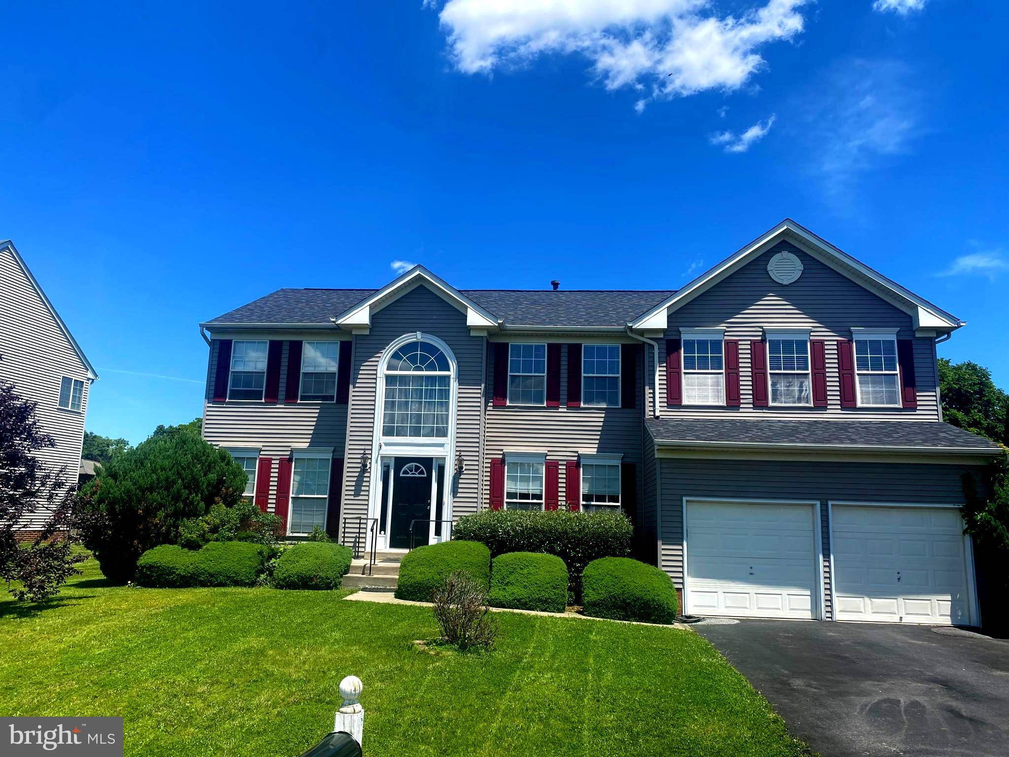 268 OAKMONT DR, Charles Town, WV 25414