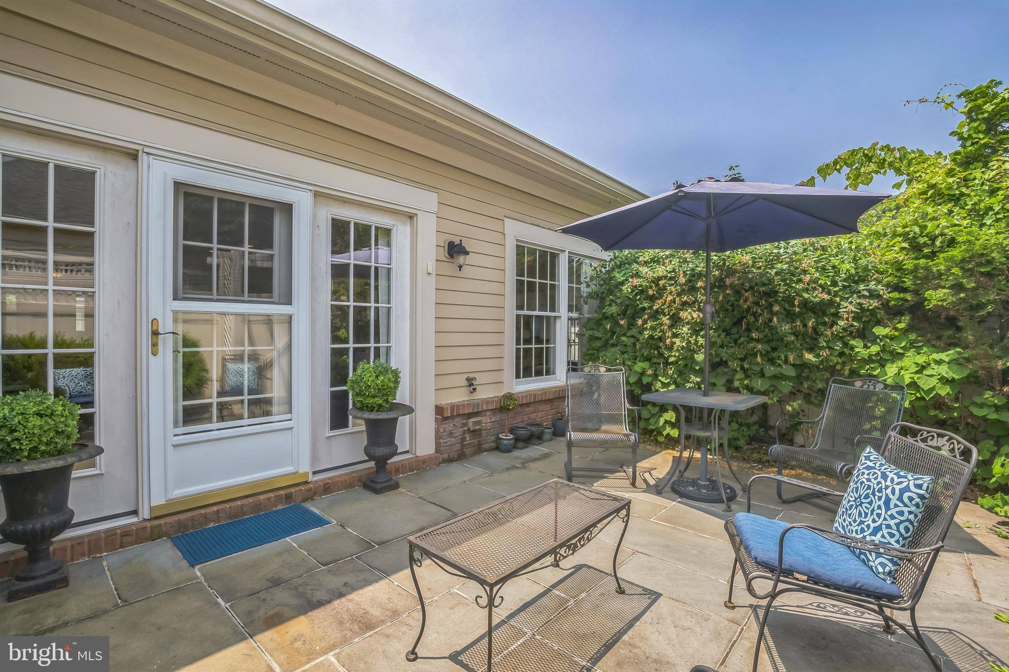 Princeton, NJ 08540,1 HEDGE ROW RD