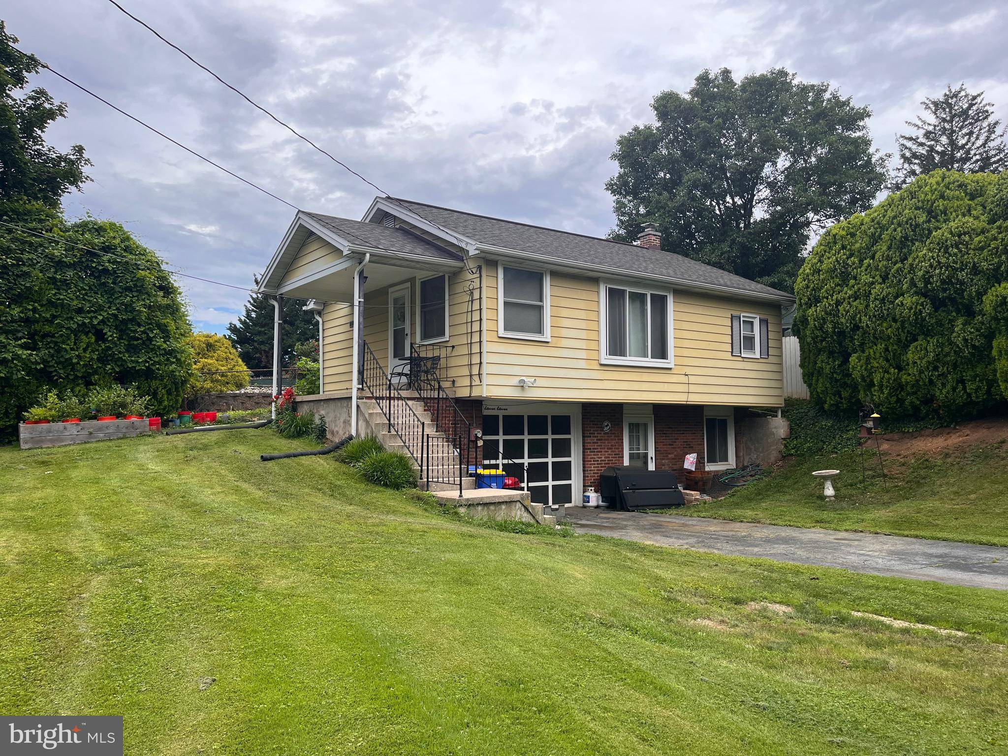1111 RESERVOIR RD, Harrisburg, PA 17113