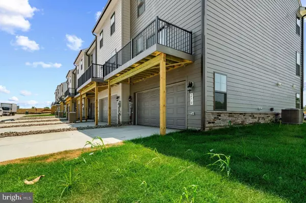 Frederick, MD 21701,734 COMPASS WAY