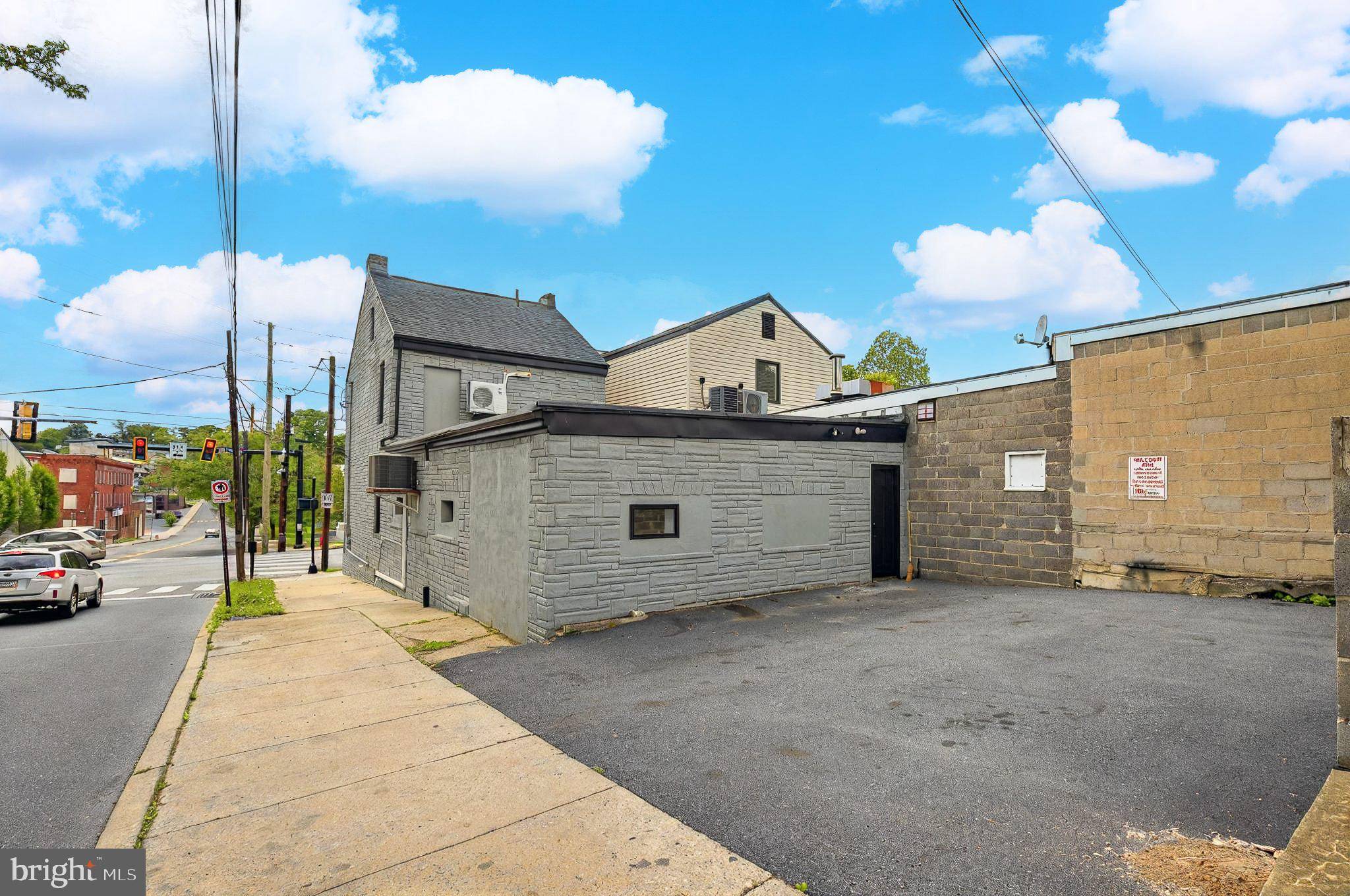 Lancaster, PA 17603,645 S PRINCE ST