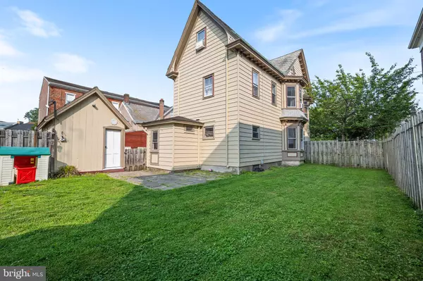 Woodstown, NJ 08098,19 WEST AVE