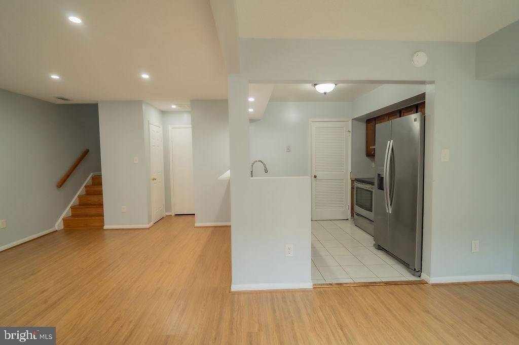 Alexandria, VA 22309,8027 CAPISTRANO PL #8C