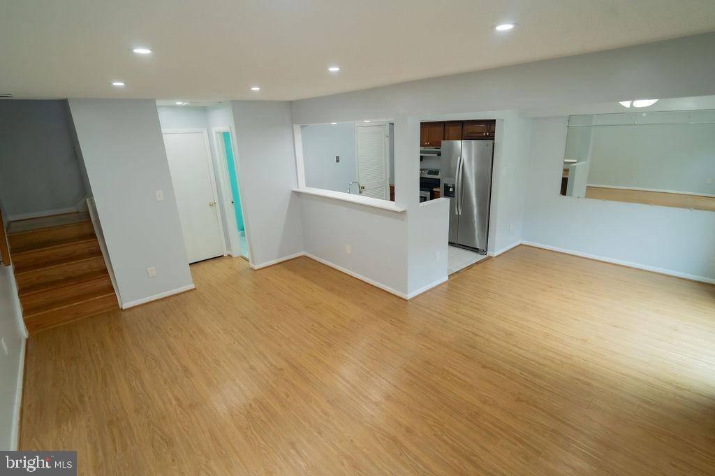 8027 CAPISTRANO PL #8C, Alexandria, VA 22309