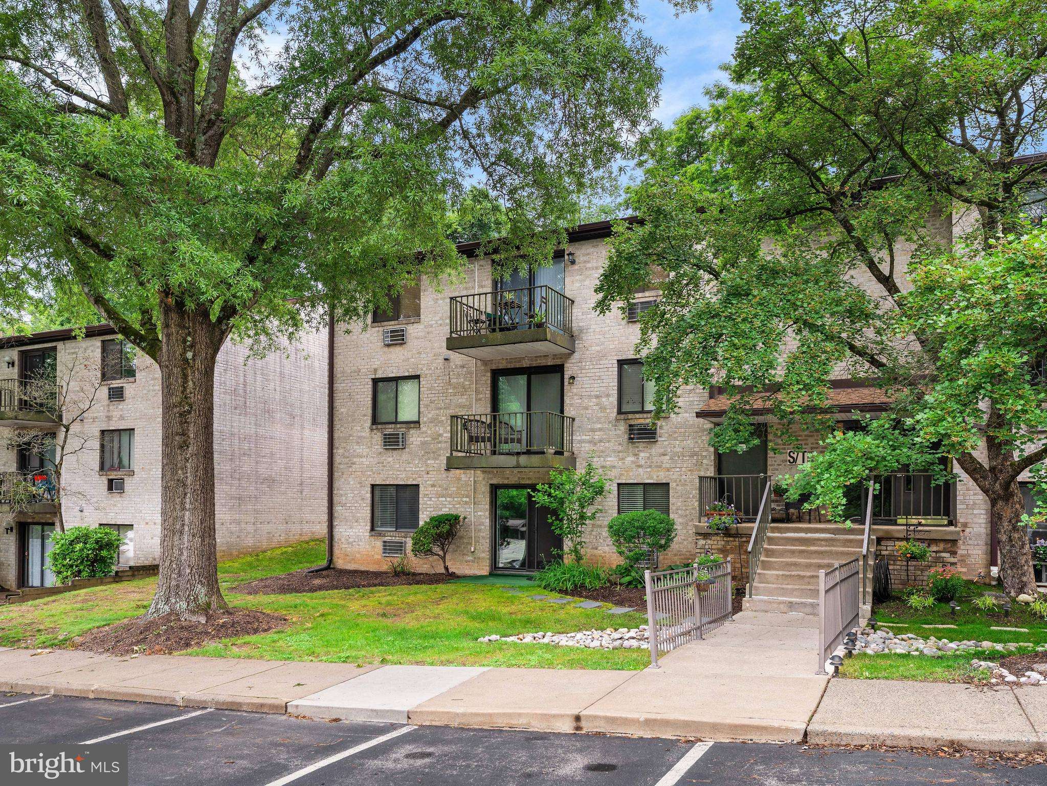 21 DOUGHERTY BLVD E #S2, Glen Mills, PA 19342