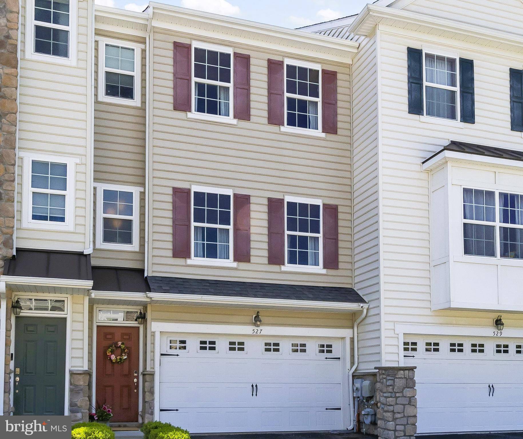 527 JACOBSEN DR, Newark, DE 19702