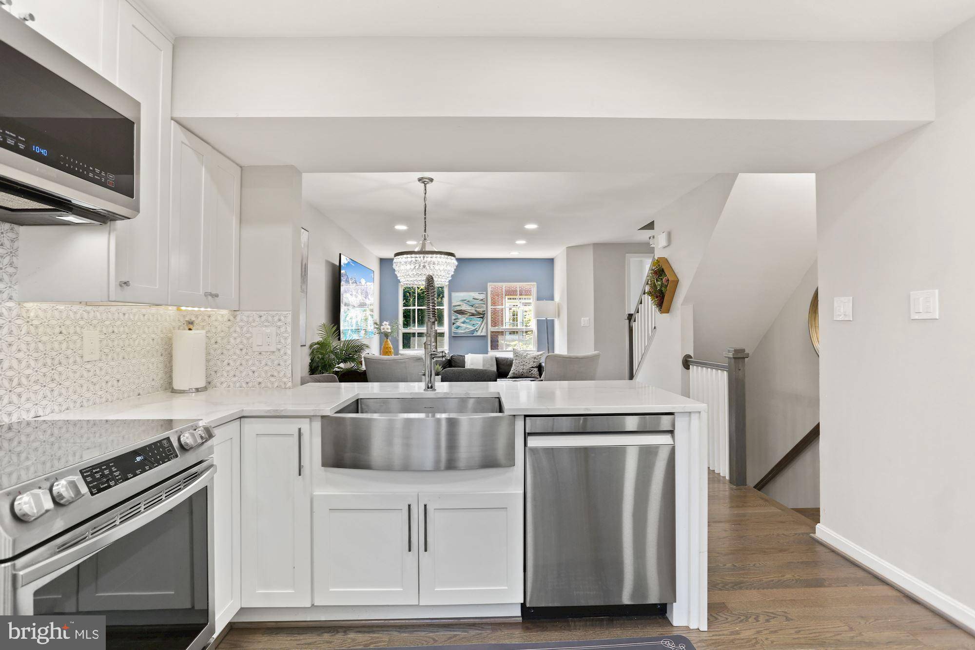 Vienna, VA 22180,8078 SEBON DR