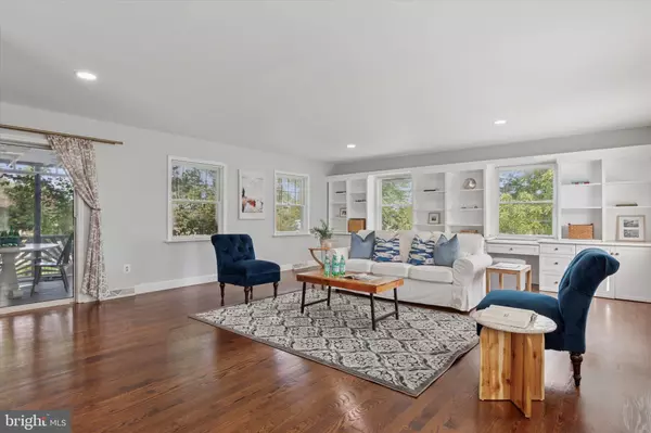 Lansdale, PA 19446,329 CLEAR SPRING RD