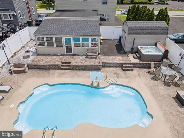 Elkins Park, PA 19027,116 SUSAN DR