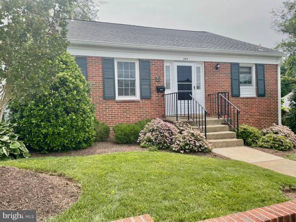 Warrenton, VA 20186,264 FAIRFIELD DR
