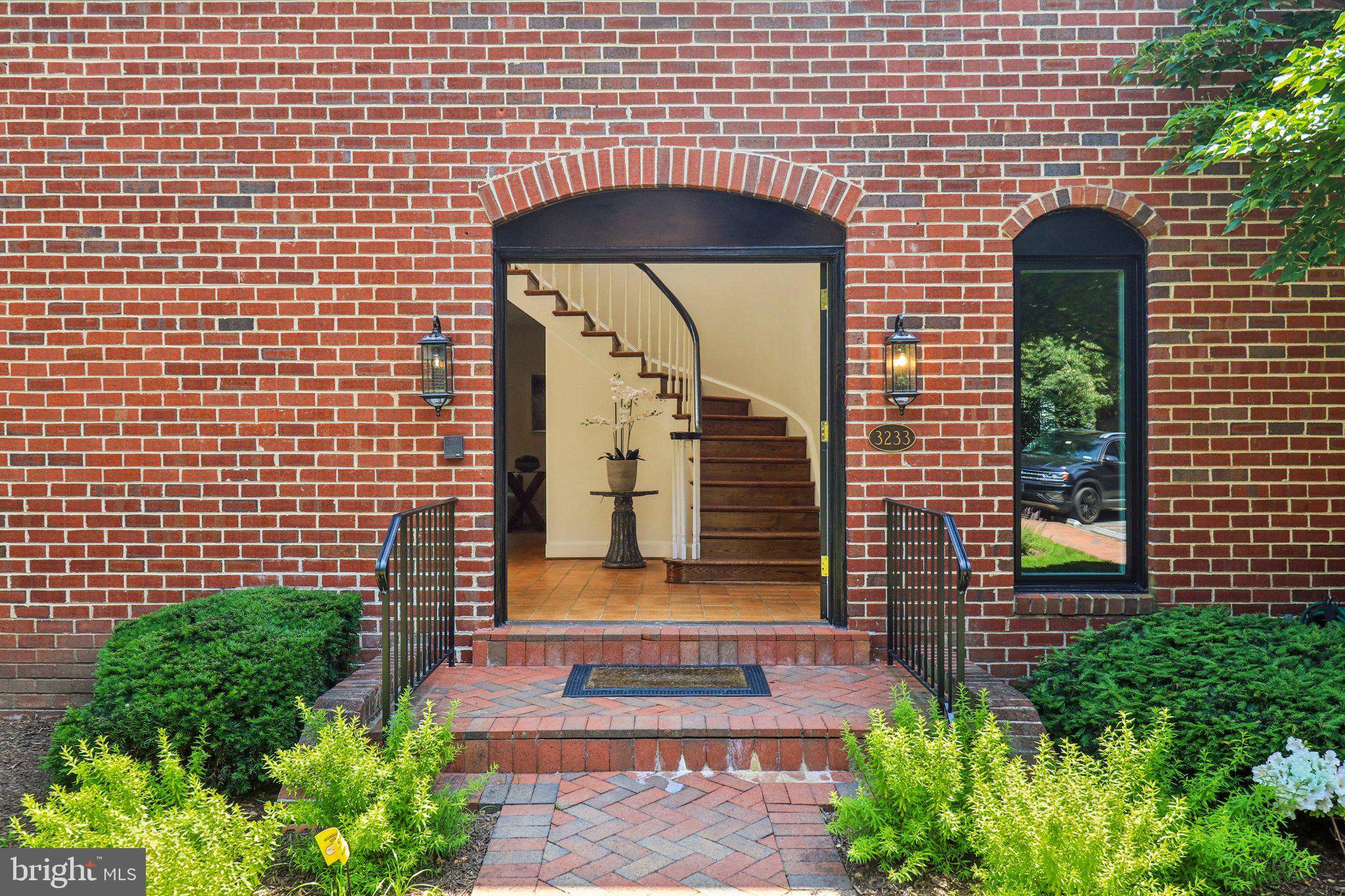 Washington, DC 20008,3233 ELLICOTT ST NW