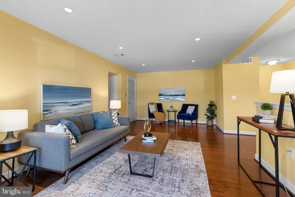 Arlington, VA 22204,4167 S FOUR MILE RUN DR #103