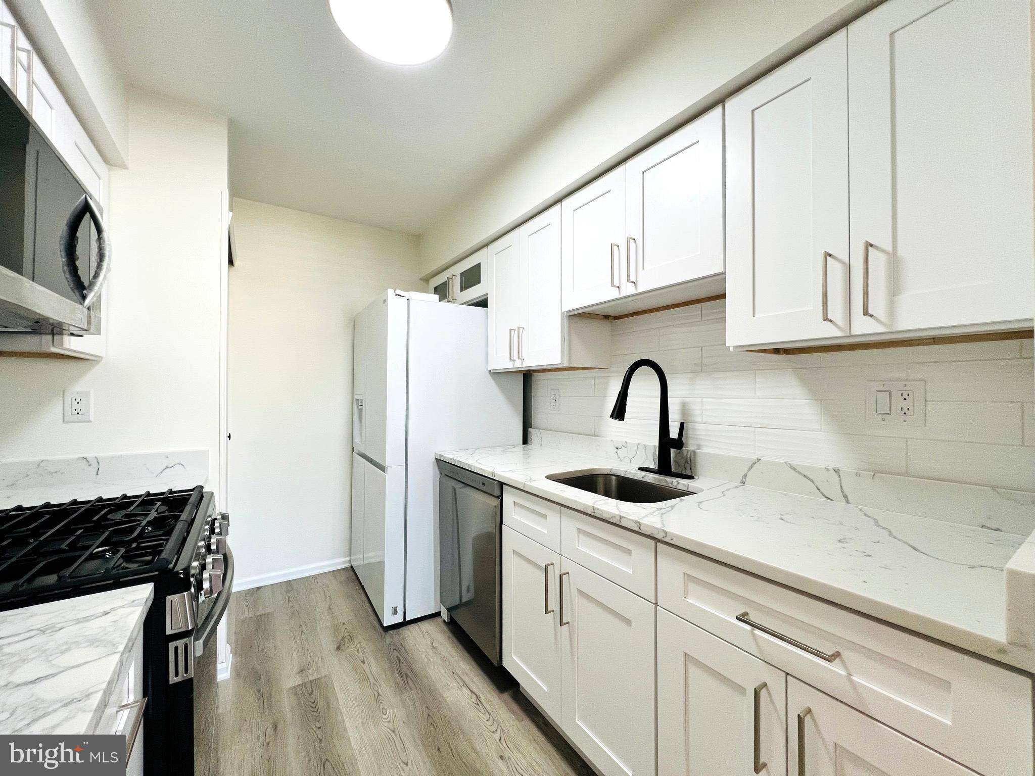 Philadelphia, PA 19116,10103 NORTHEAST AVE #30