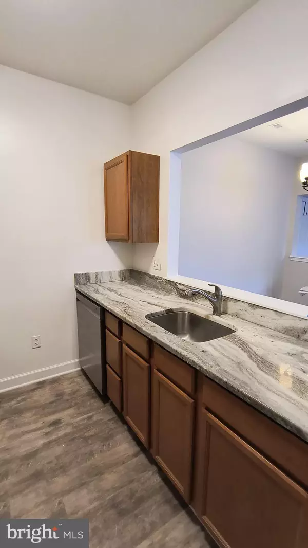 Odenton, MD 21113,602 MOONGLOW RD #202