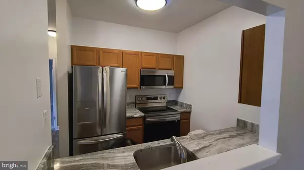 Odenton, MD 21113,602 MOONGLOW RD #202