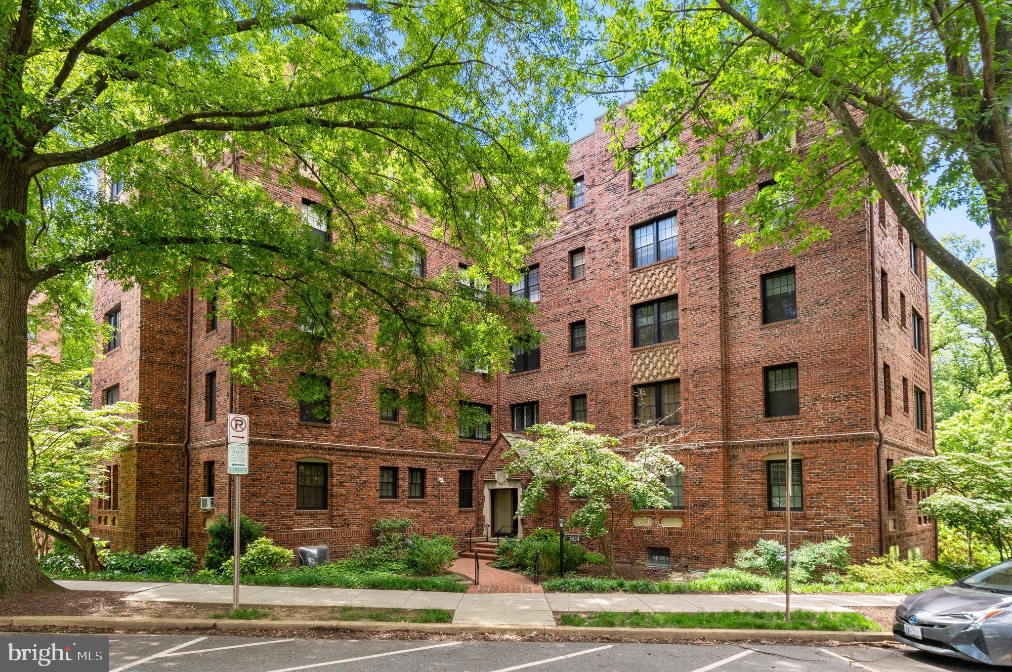 3024 TILDEN ST NW ##6, Washington, DC 20008