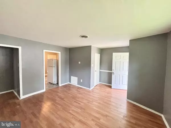 Pemberton, NJ 08068,215 KINSLEY RD