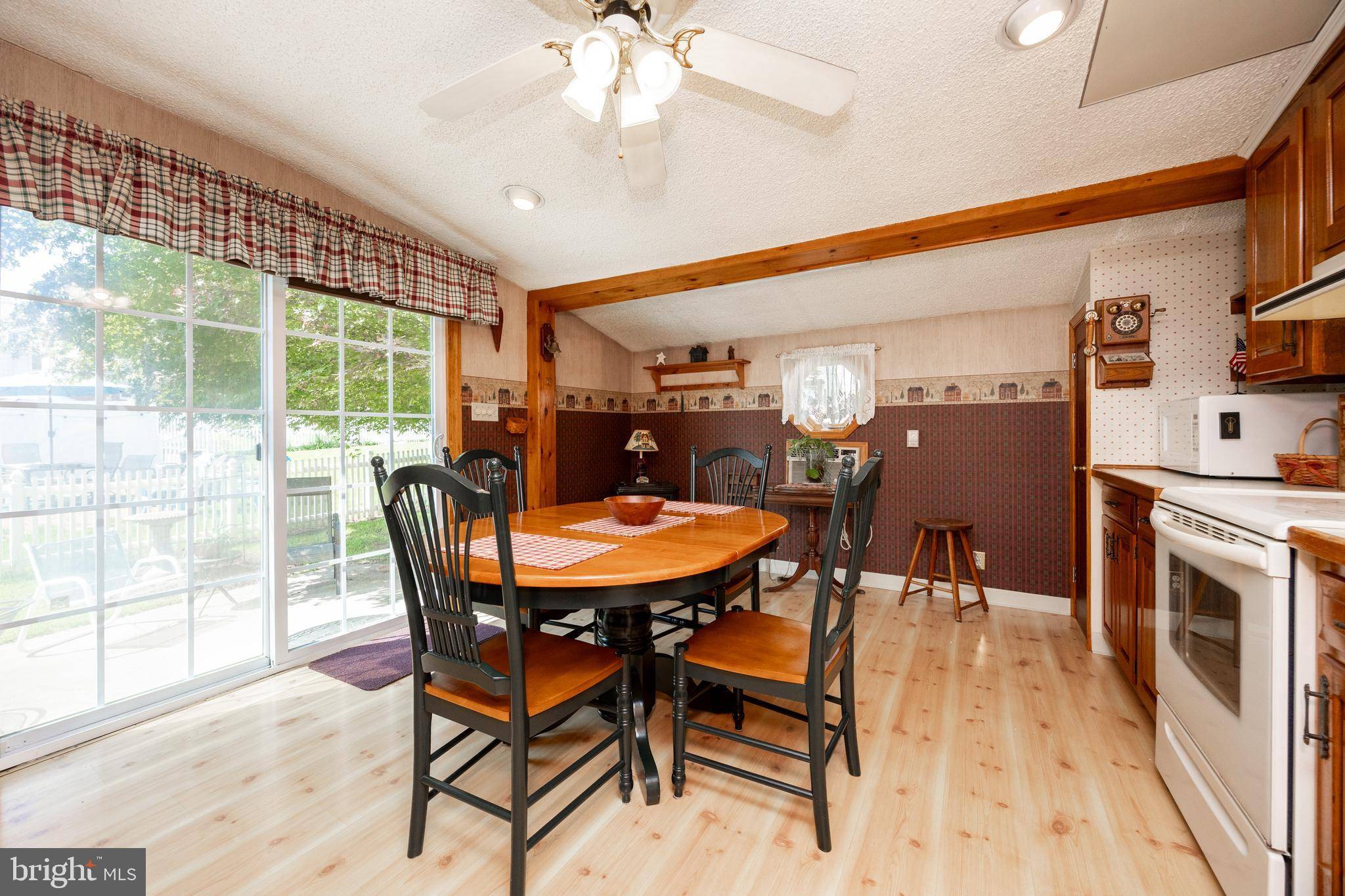 Royersford, PA 19468,134 S 5TH AVE