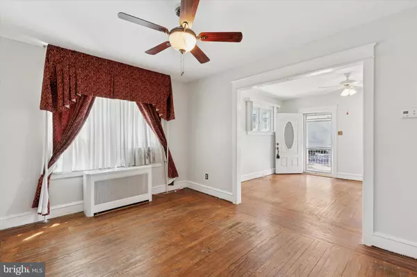 Bryn Mawr, PA 19010,142 EACHUS AVE