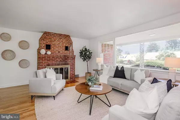 Havertown, PA 19083,262 ELLIS RD