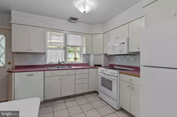 Warminster, PA 18974,645 LILY RD