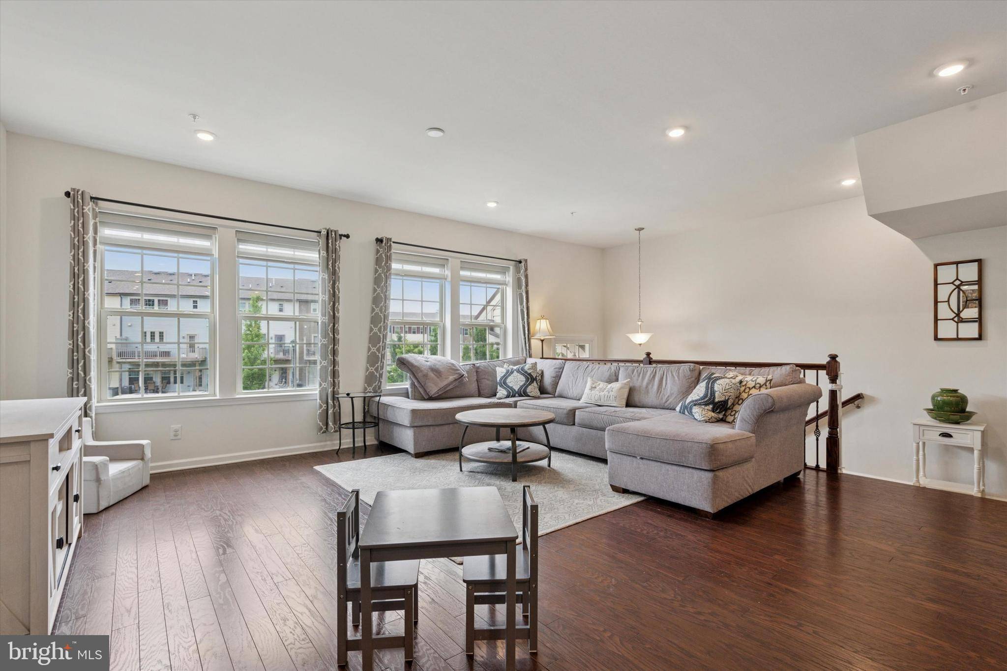 Warminster, PA 18974,468 ROWAN ST