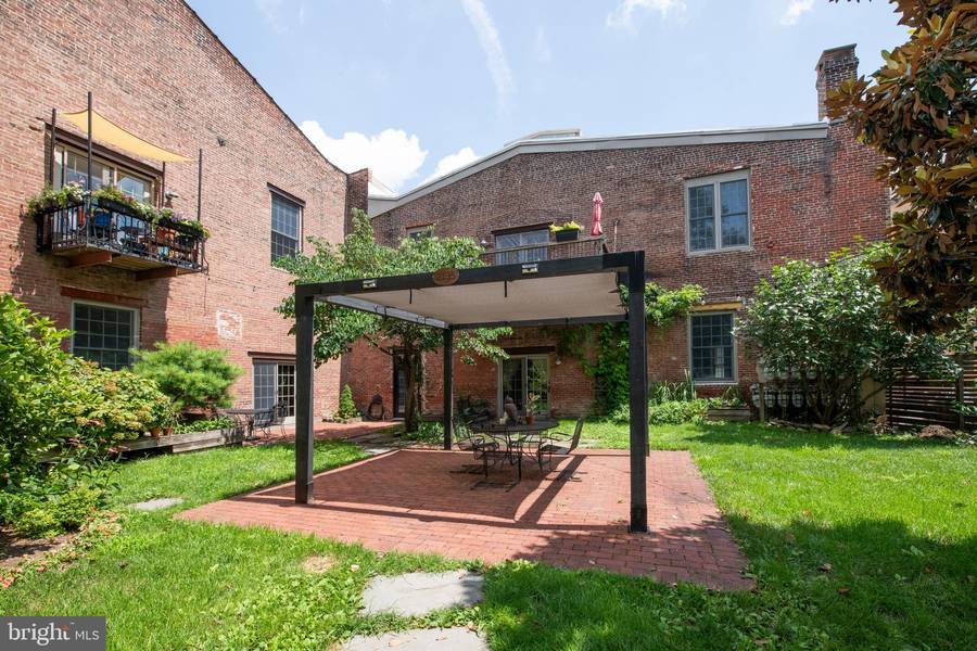 2135 E SUSQUEHANNA AVE, Philadelphia, PA 19125