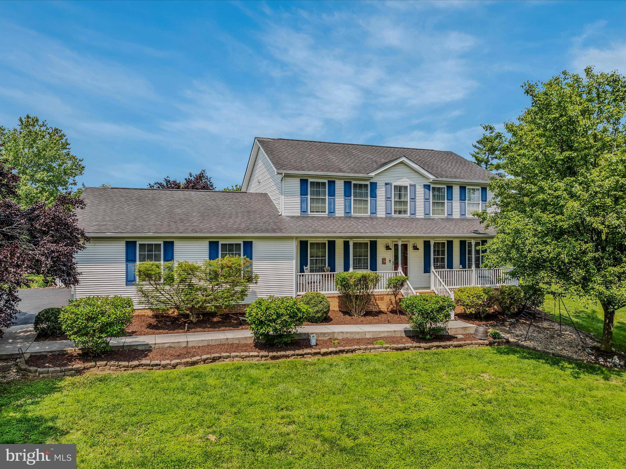 43 TWIN LAKES CIR, Martinsburg, WV 25405
