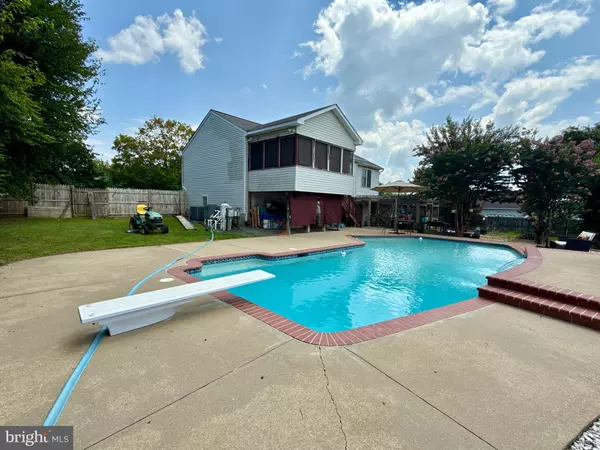 Fredericksburg, VA 22405,2 JULIE LN