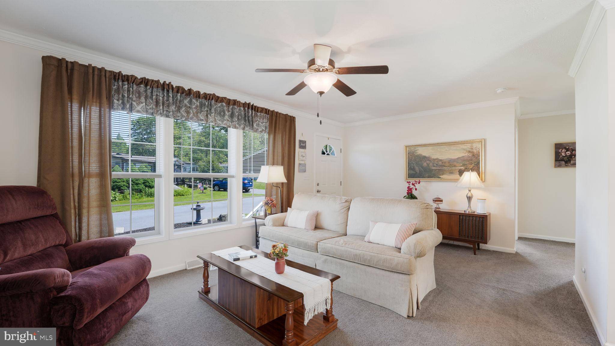 Quakertown, PA 18951,4 LAUREL TER
