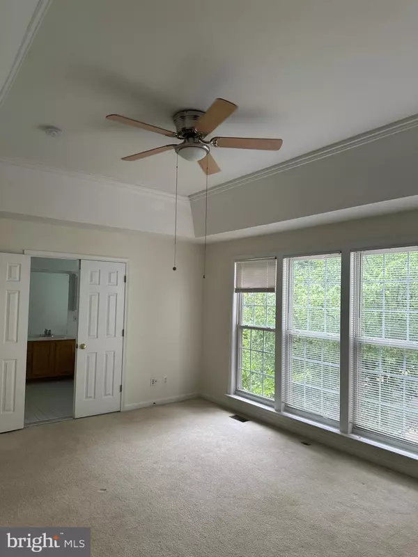 Fairfax, VA 22031,9358 DEER GLEN CT