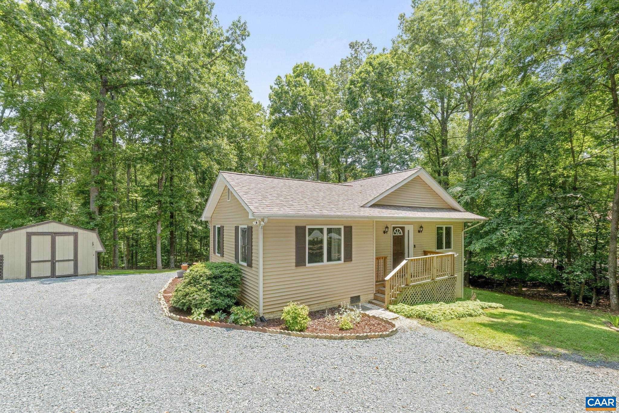 Palmyra, VA 22963,7 SAND TRAP TER