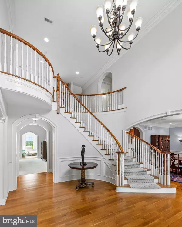 Doylestown, PA 18902,5835 RIDGEVIEW DR