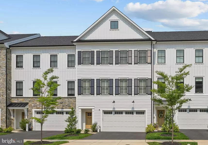 733 WALKERS MILL LN #C004, Wilmington, DE 19807