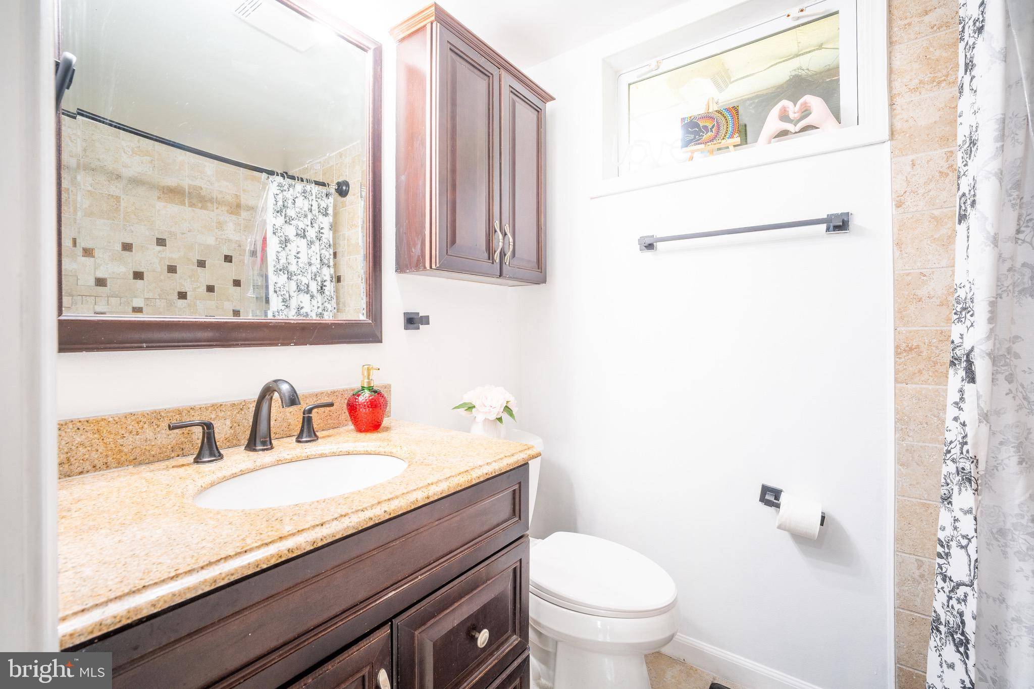 Woodbridge, VA 22193,13717 GREENWOOD DR