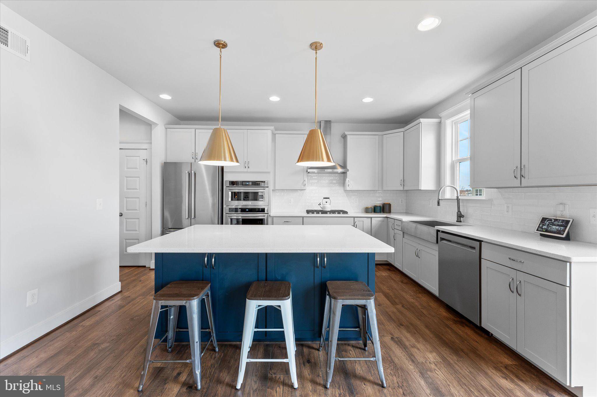 Round Hill, VA 20141,17968 RIDGEWOOD PL