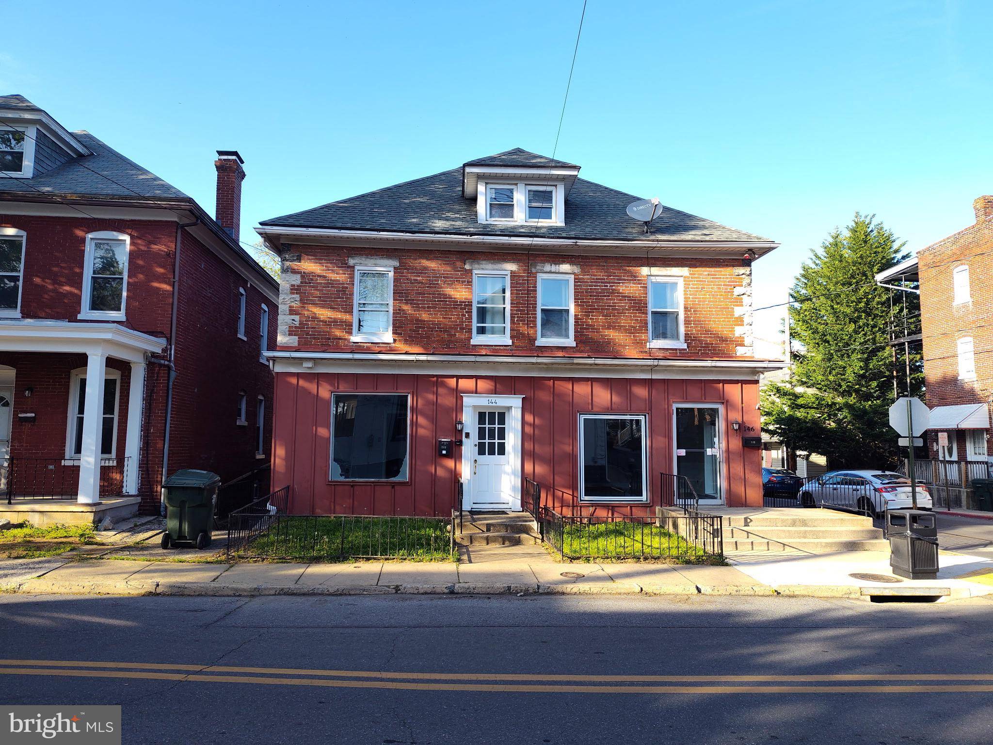 144 FAIRGROUND AVE, Hagerstown, MD 21740