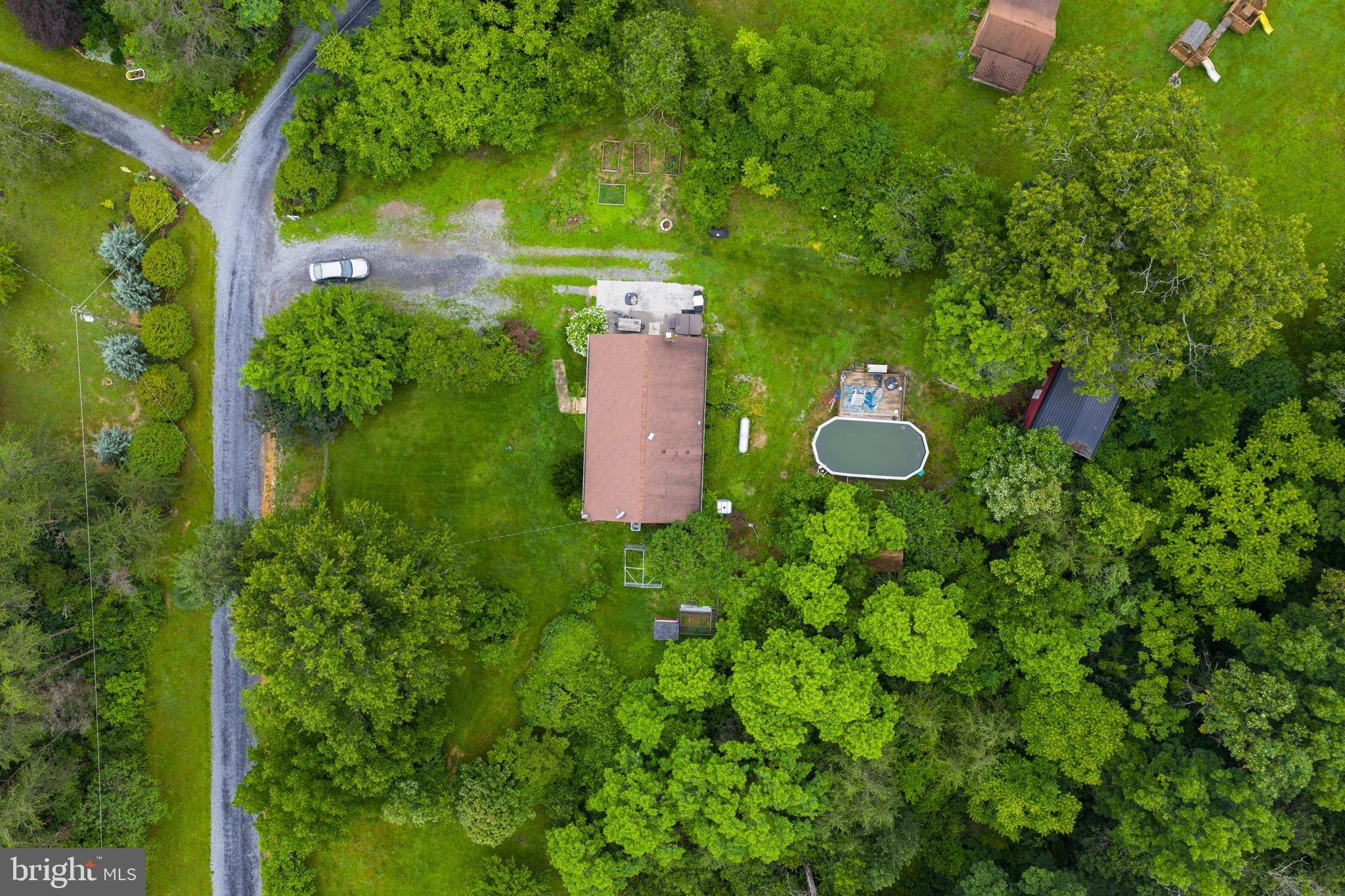 Star Tannery, VA 22654,140 DUCK RUN LN
