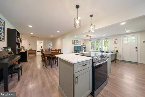 Lusby, MD 20657,11487 HG TRUEMAN RD