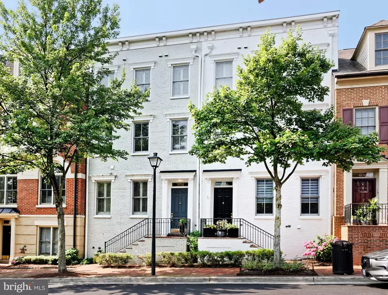 404 ORONOCO ST, Alexandria, VA 22314