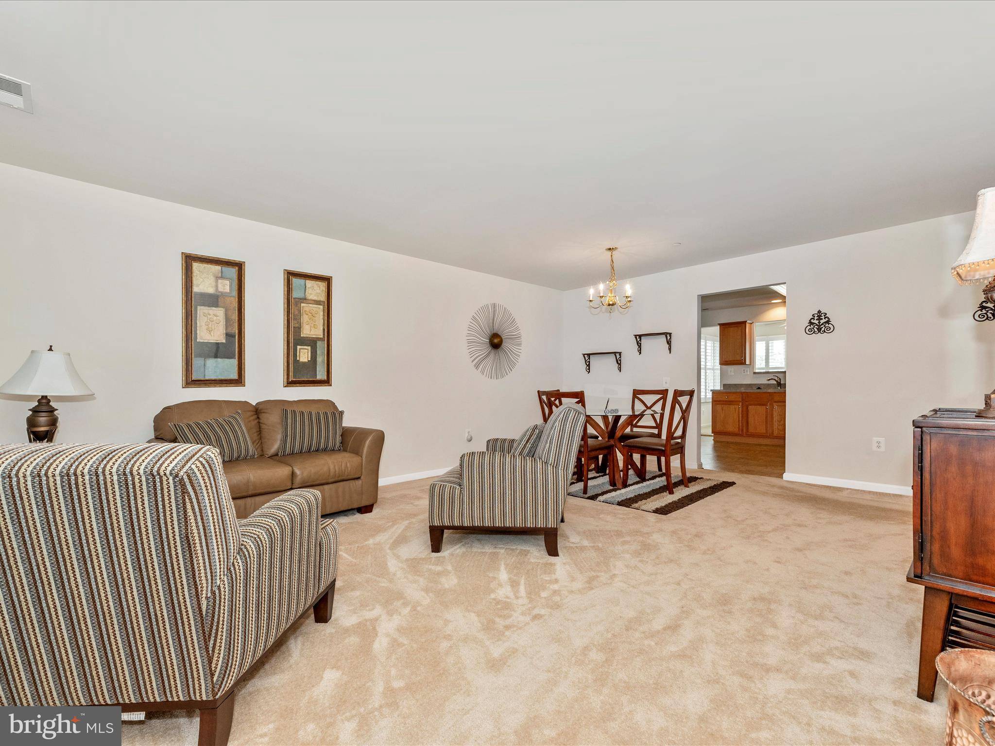 Mount Airy, MD 21771,813 CANDY APPLE AVE