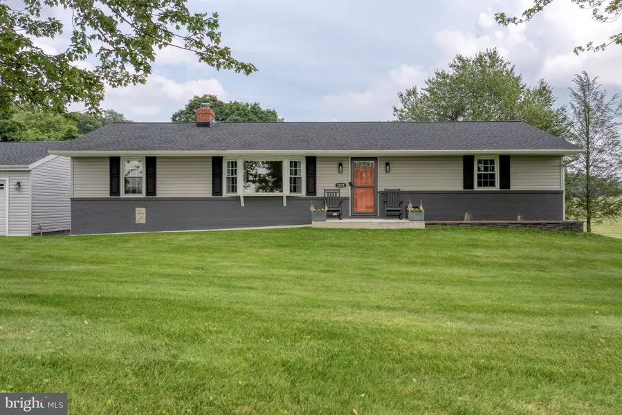 1571 WINDY HILL RD, New Freedom, PA 17349