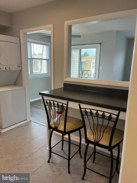 Florence, NJ 08518,8-7 FLORENCE TOLLGATE PL