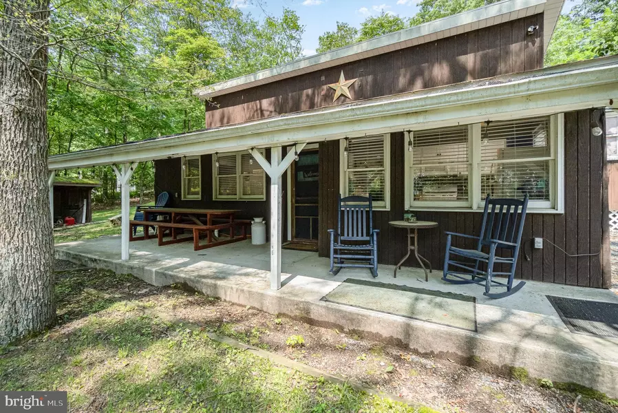 822 MILTONBERGER RD, Orrtanna, PA 17352