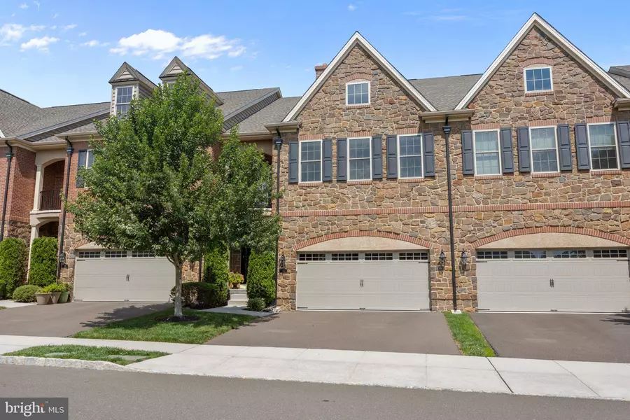 23 DAVID DR, Newtown, PA 18940