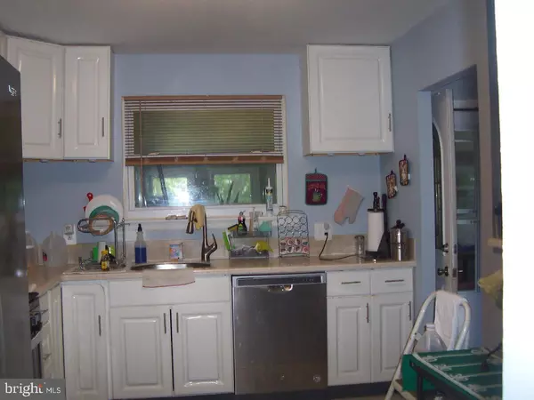 Clementon, NJ 08021,157 KELLY DRIVER RD