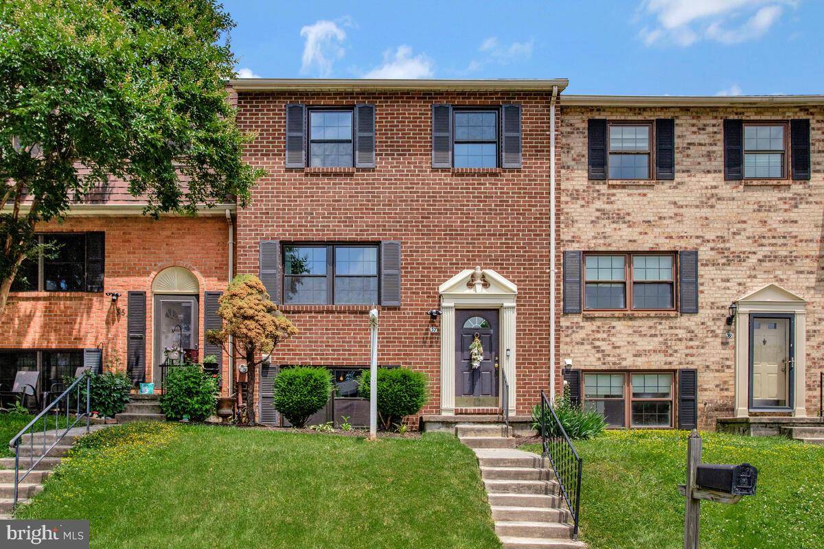 37 BADGER GATE CT, Baltimore, MD 21228