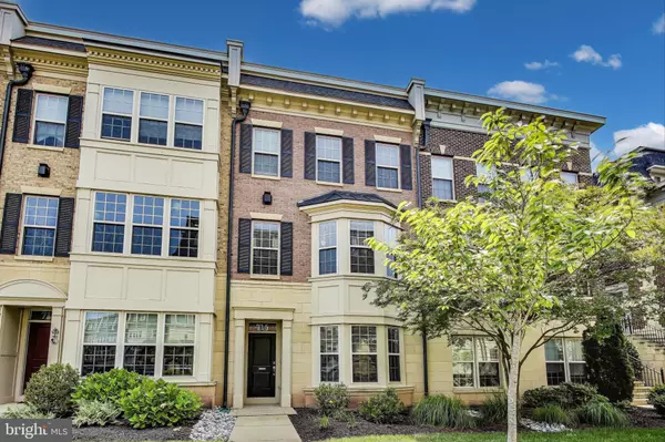 716 RIVER MIST DR #226, Oxon Hill, MD 20745